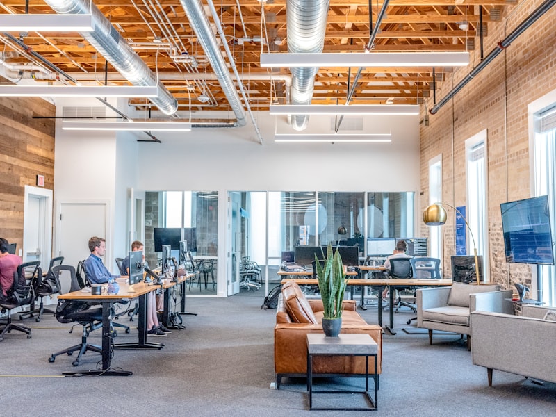 Open space de bureau moderne